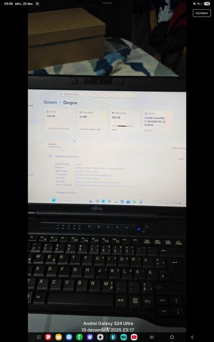 Vând leptop Fujitsu Lifebook E752