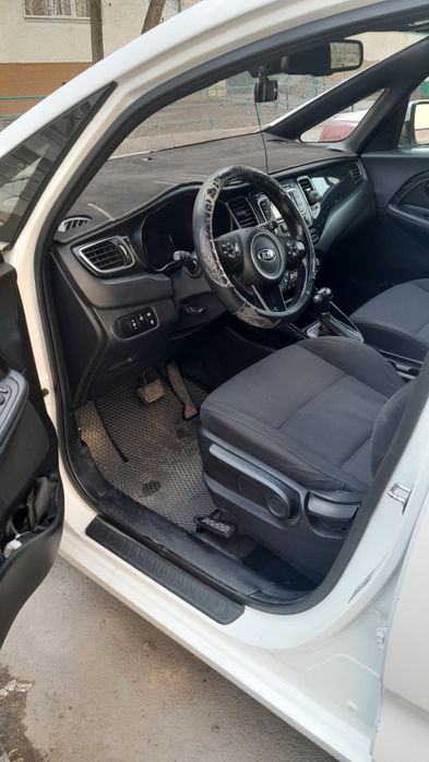 Киа каренс 2013 год!