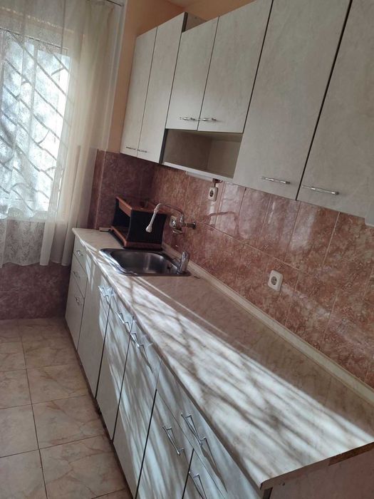 Дава се под наем Тристаен апартамент в Пловдив, Тракия - 70 кв.м за 200 € - Снимка #3