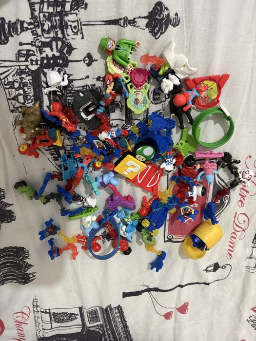 Игрушки от киндер сюрприз