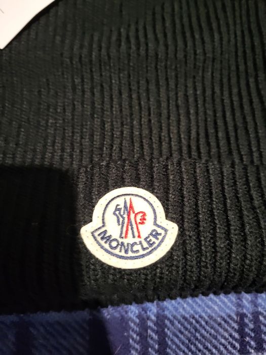 Caciula Moncler Neagra