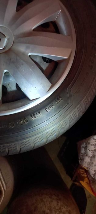 Vand cauciucuri de iarna