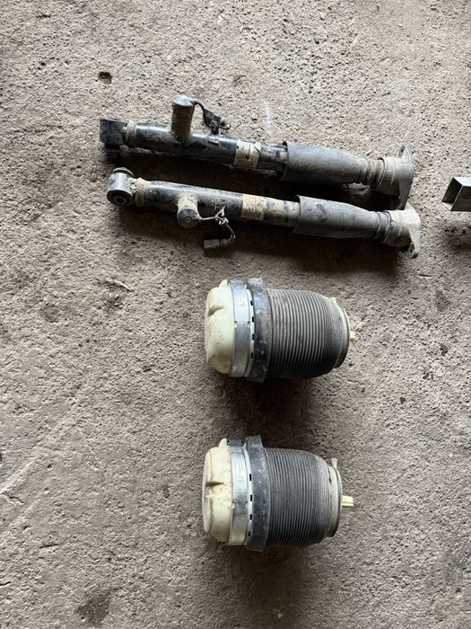 Vand 2 perne spate audi a6 c6
