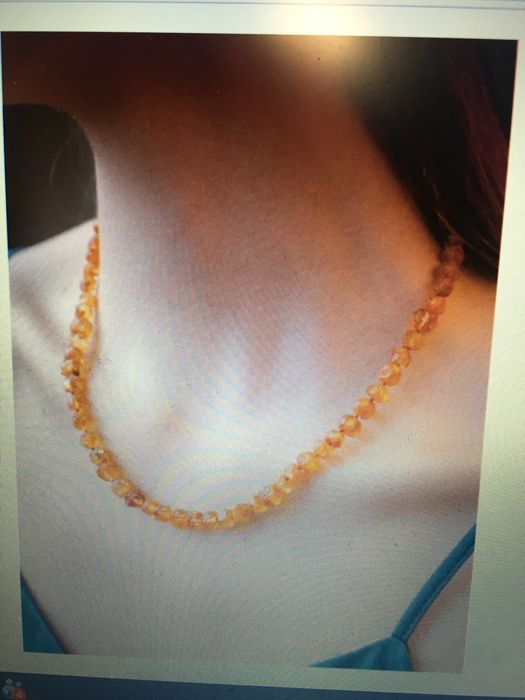 Янтарные бусы новые