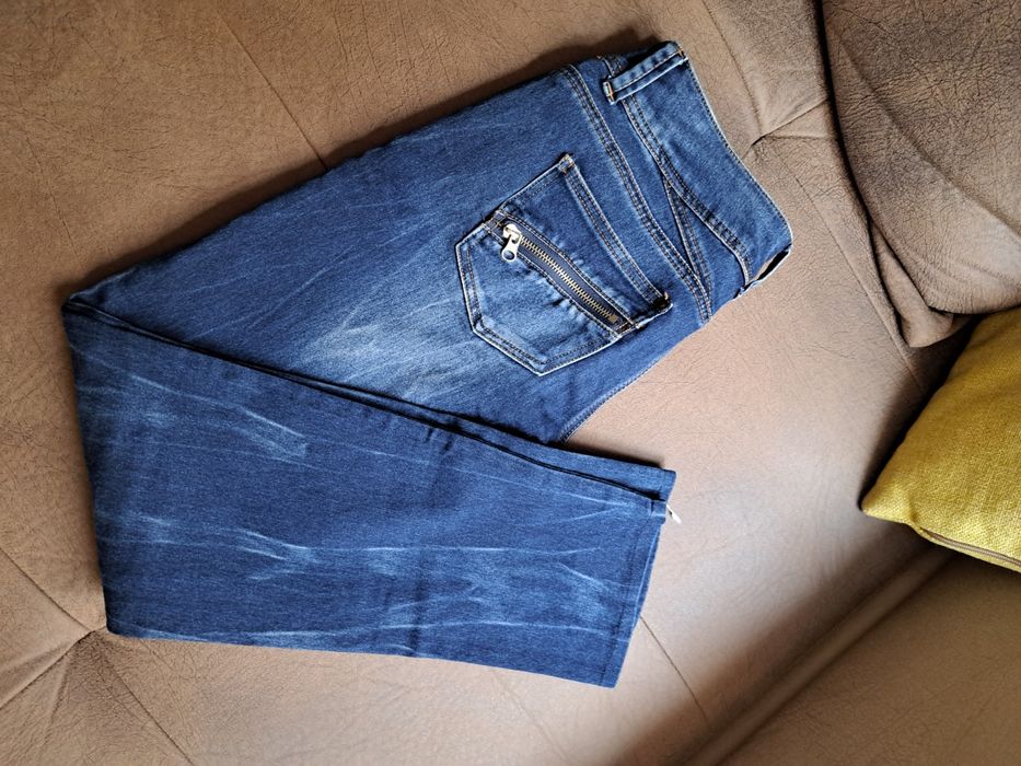 Дамски Guess нови