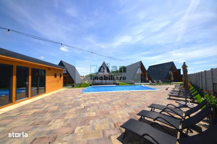Gruiu, Complex Turistic De Vânzare, 4 Cabane A-frame, Piscină, Spatiu