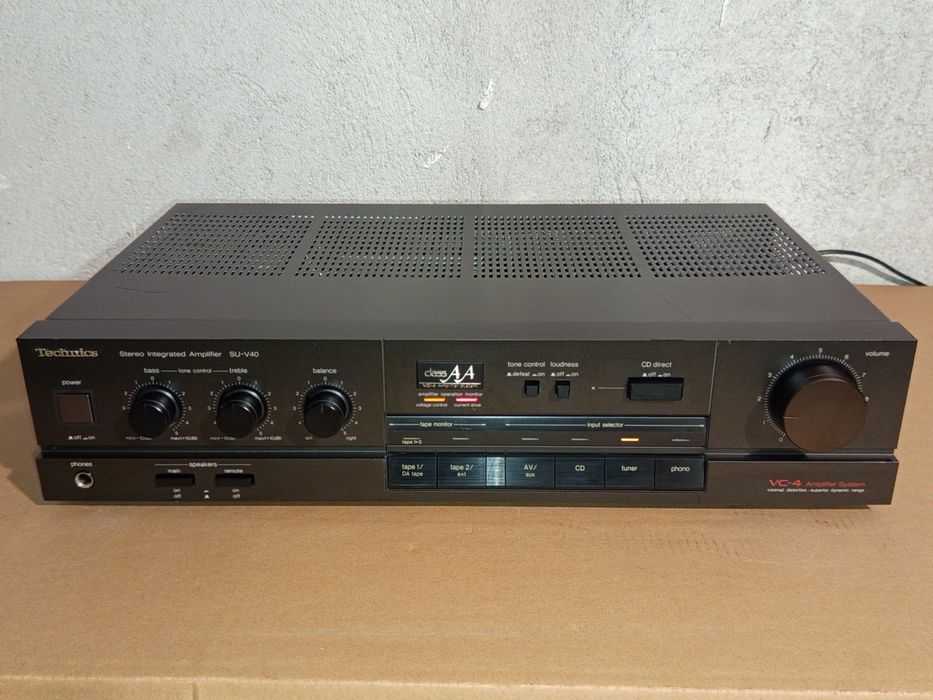 Стерео усилвател Technics SU-V40