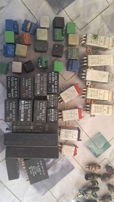 Mers.w124 Ешка Зап салона.