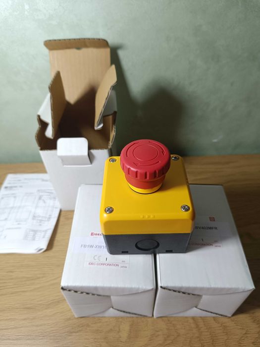 Întrerupător oprire de urgenta IDEC