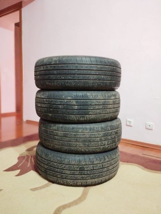 Продам шины 4 шт. В отличном состоянии