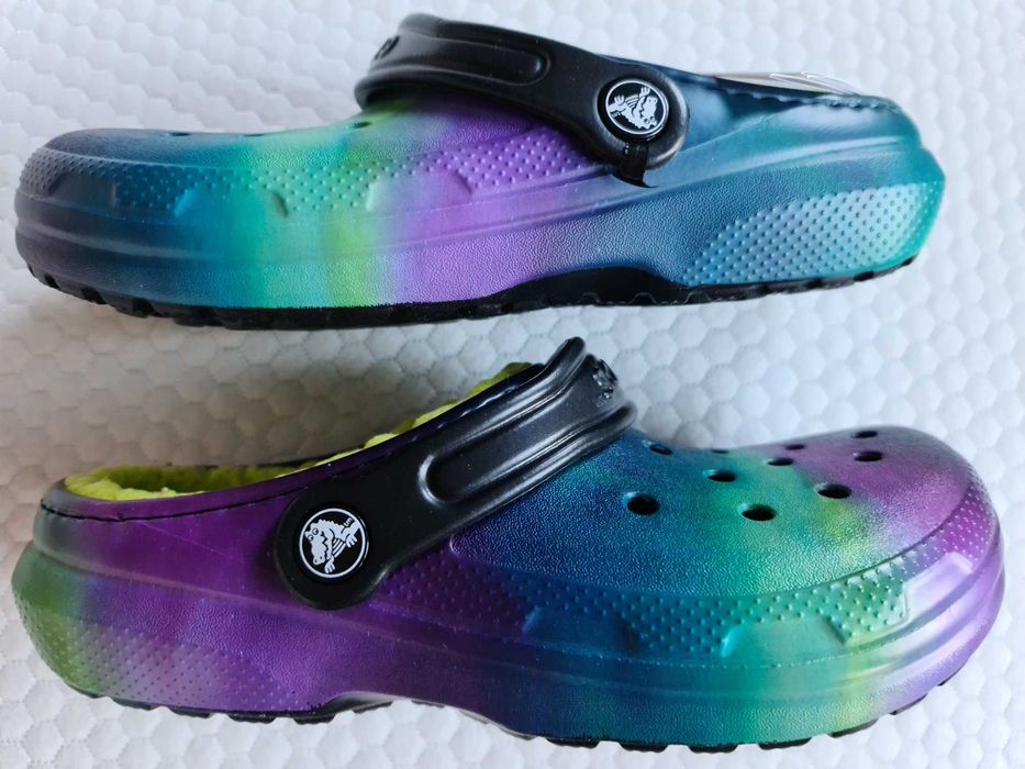 Дамски Крокс с подплата и подарък къси чорапки