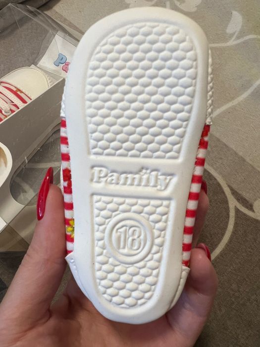 Бебешки буйки нови