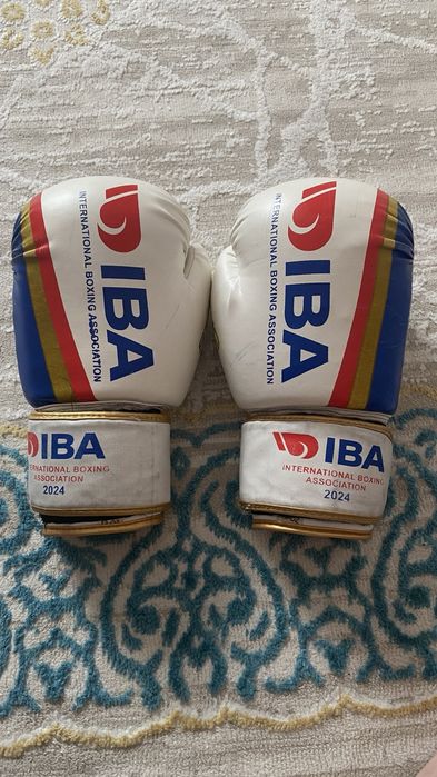 перчатка сатылады