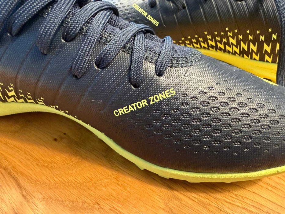 Ghete fotbal PUMA Creator Zones noi nr. 42