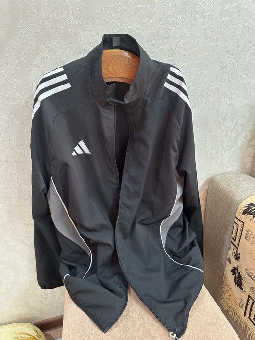Ветровка adidas M