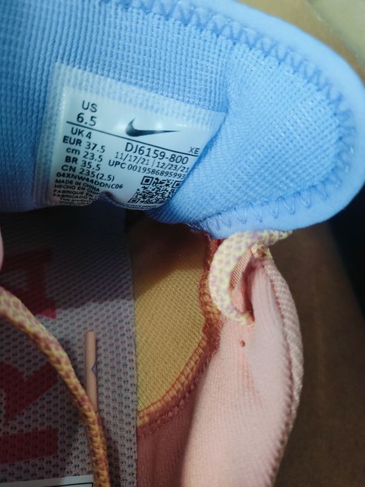 Дамски маратонки Nike