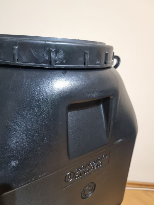 Бидони 60л. Двоен капак.