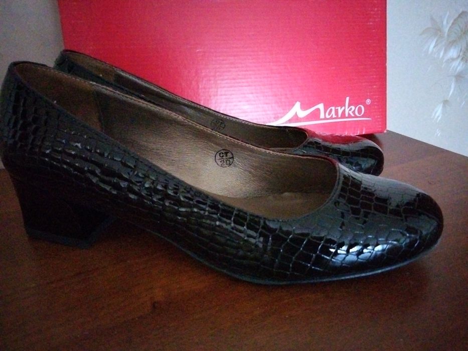 Женская обувь размер 38-39