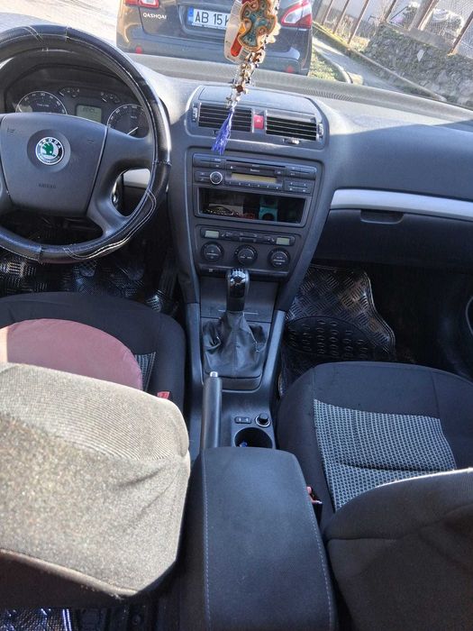 Skoda Octavia 2 (1.9 TDI) – 2008 – Stare Bună – Acte la zi