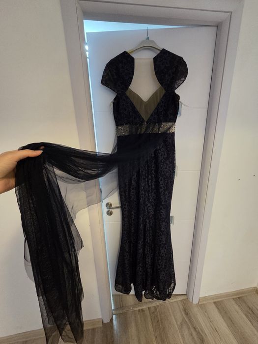 Rochie lunga dantela