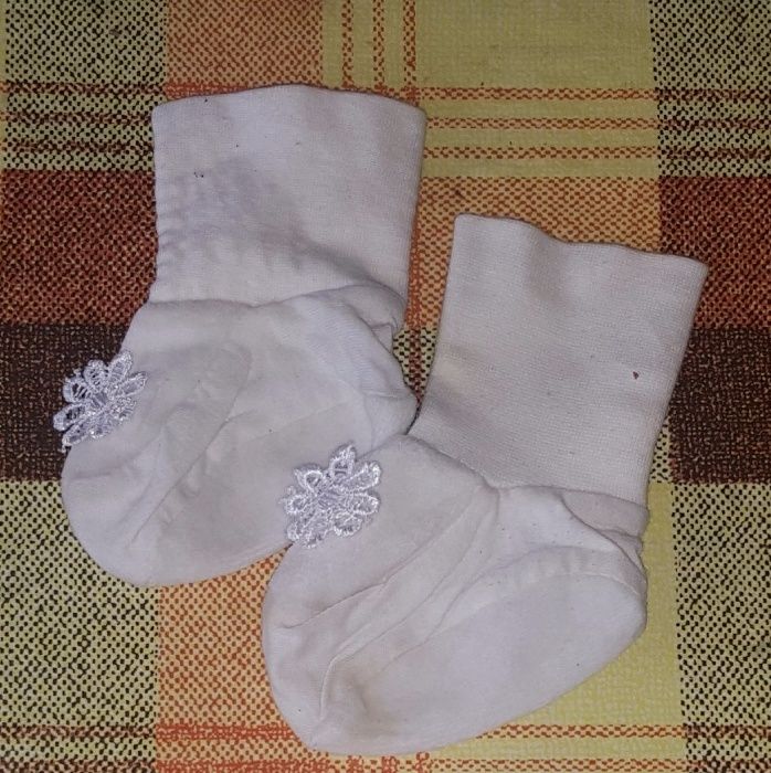 Детские симпатичные пинеткие. Очень мягкие и теплые.