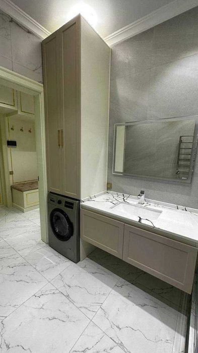 Сдается квартира 2/4/10 на Алмазар, ЖК "Nurafshon saroy"