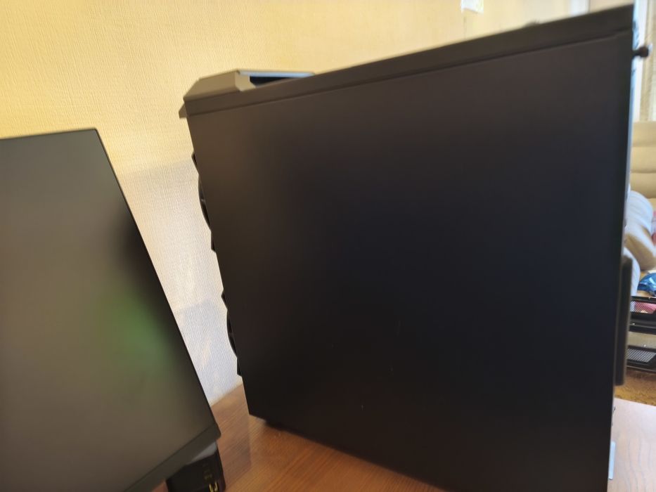 Cooler Master MasterCase H500.
