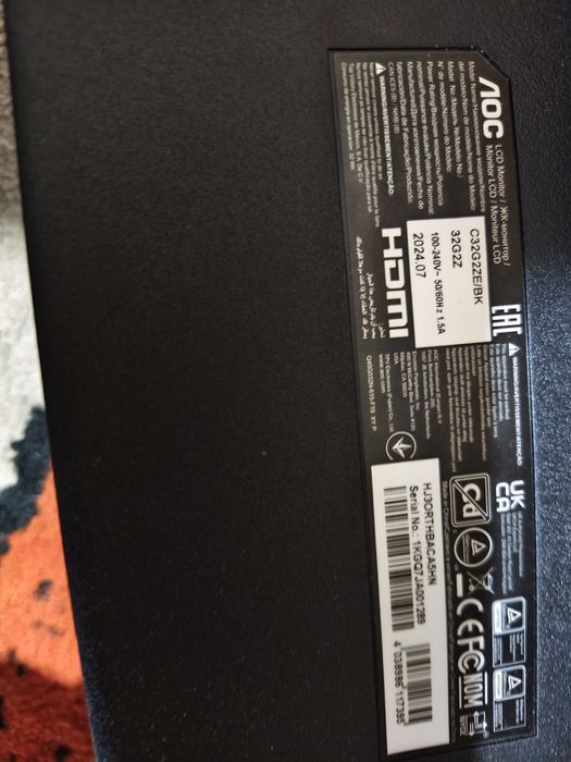 Monitor AOC gaming curbat pentru piese