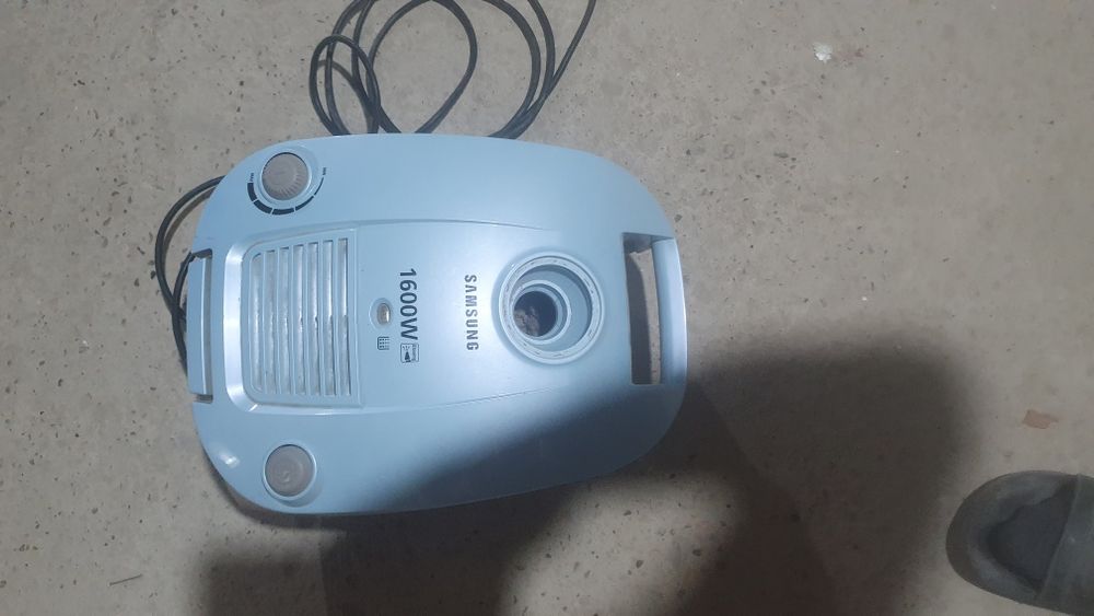 Пылесос сотилади