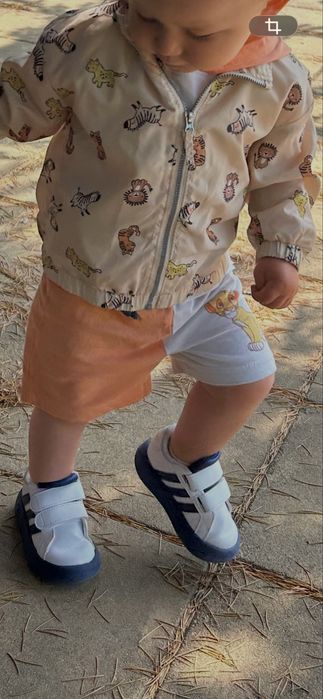 Бежаво яке HM.