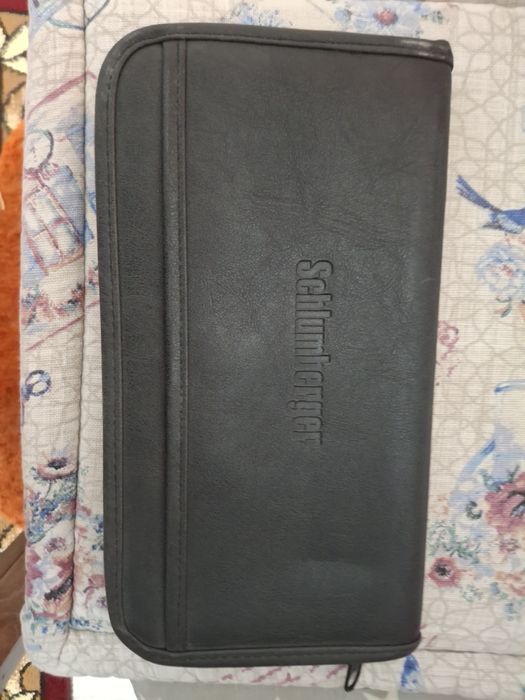 Продам натурально кожанный партмане Новый