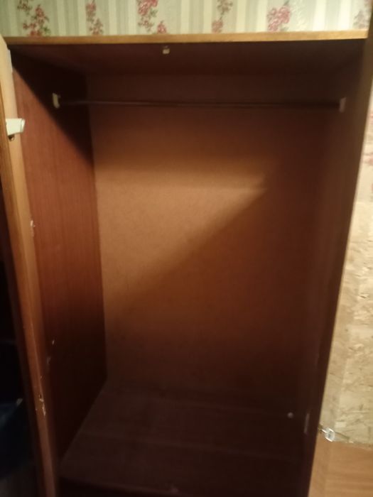Шкаф отдам даром