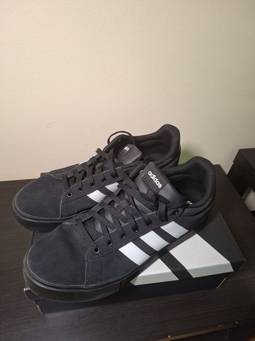 adidas Daily 4.0