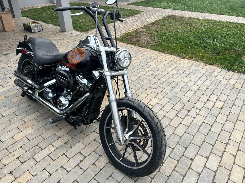 Harley Davidson FXLR Dyna Low rider AVARIAT