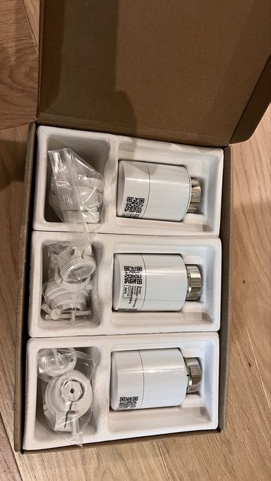 3 capete termostatate calorifer sigilate,controlabile din telefon Tado
