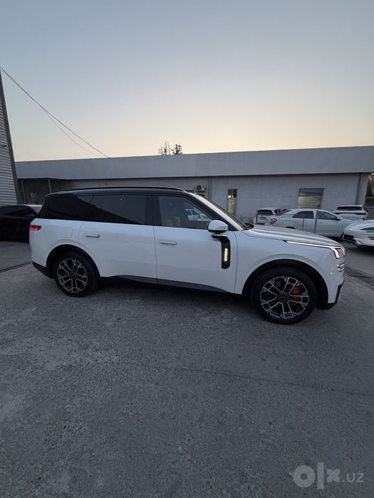 Lynk & Co 900 2.0T. Srochna sotiladi.