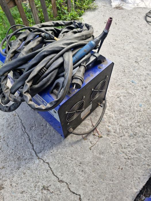 Продам сварочный аргонодуговой аппарат