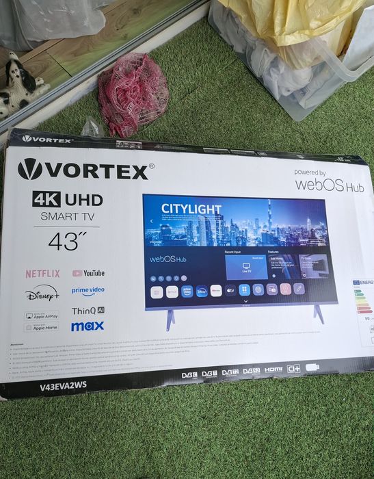 Vand tv vortex 109 cm perfecta stare