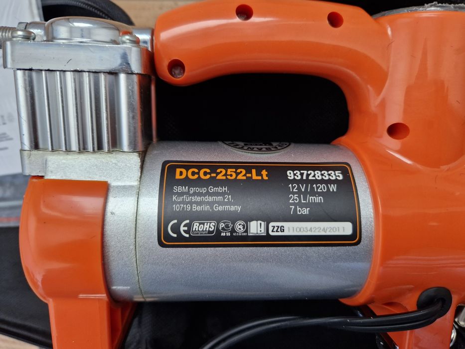 Автокомпрессор Defort