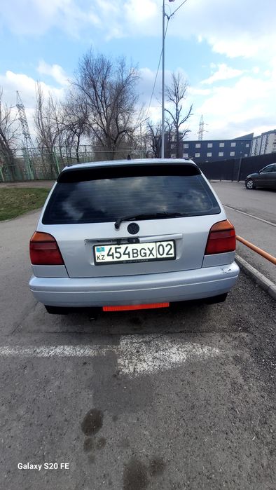 Фолсфаген гольф 3