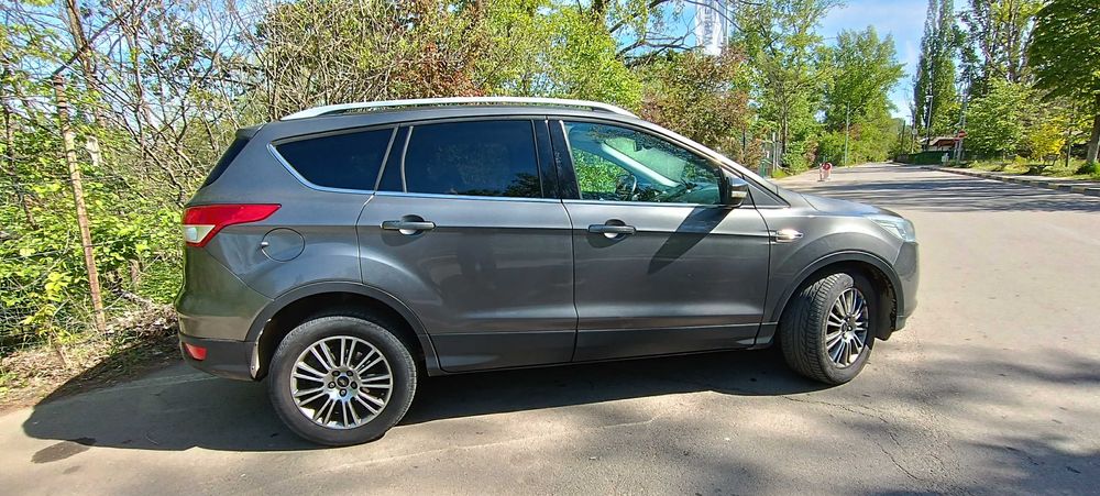 vand ford kuga 2014