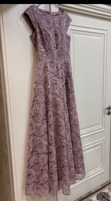 Вечерние платье