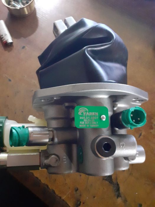 Гидрокулиса мерседес актрос.