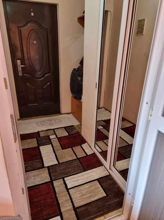 Garsoniera de vânzare