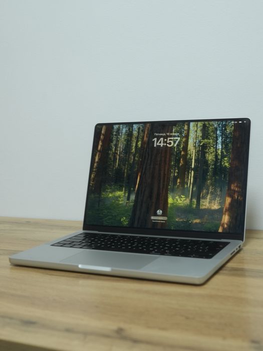 Macbook Pro 14 M1 Pro 512GB