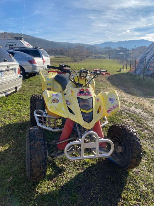 Vând atv Suzuki Ltz