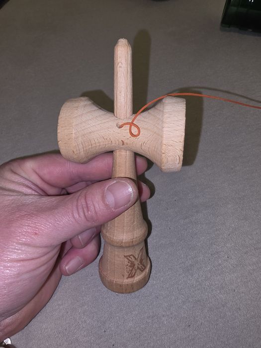 Kendama de vânzare