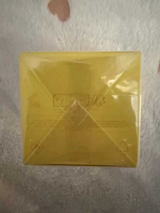 Valentino Born in Roma Yellow Dream (Buc/En Gross)