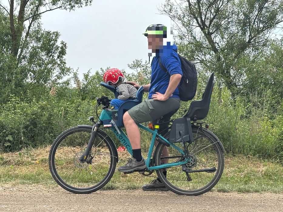 Scaun bicicletă copil WeeRide SafeFront Deluxe (montare centru) + Cască GRATUIT