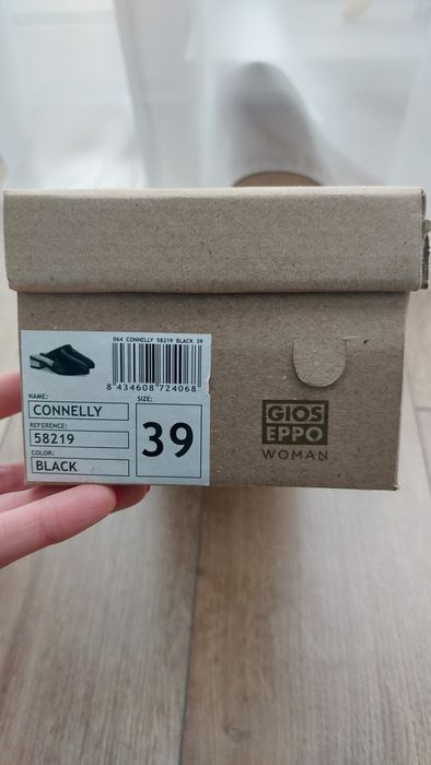 Papuci dama din piele potriviti pentru marimea 38